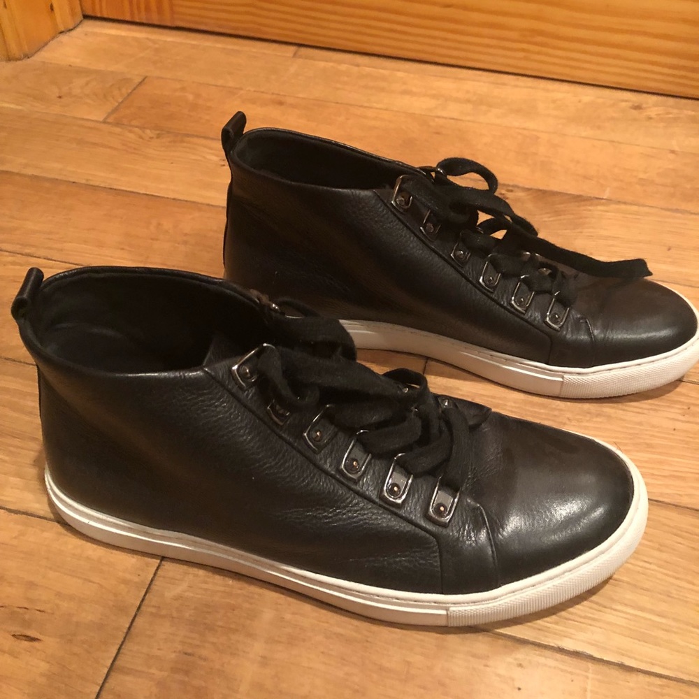 Kenneth Cole Leather Sneaker